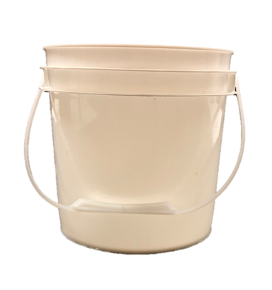 1 gallon plastic bucket