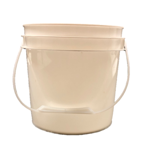 1 gallon plastic bucket