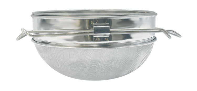 Double sieve stainless steel.